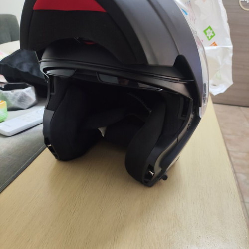 Pilot Corsair SV Full Face Motorcycle Helmet Large, like new, matte black