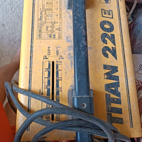 Decà Titan Three-Phase Welding Machine used