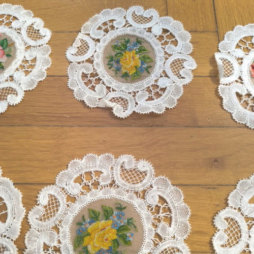 Handmade knitted coaster set like new