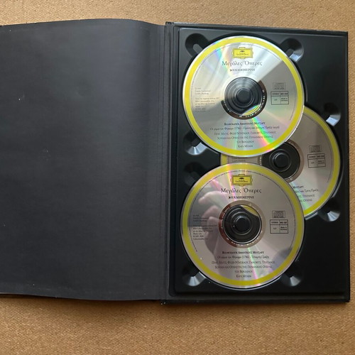 Mozart The Marriage of Figaro book 3CD like new, great operas Deutsche Grammophon