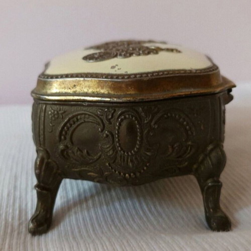 Bronze carved jewelry box used, 11x7 cm