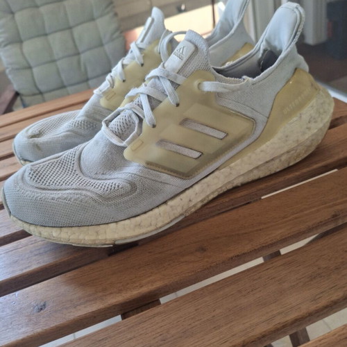 Adidas Ultraboost 44 2/3 running shoes, white