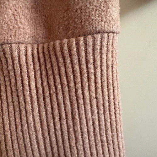 Stradivarius women's pink turtleneck sweater like new, size S