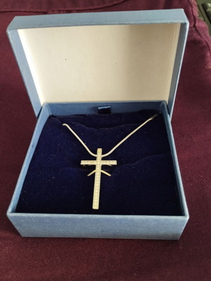Cross necklace new, silver plated with Swarovski crystals