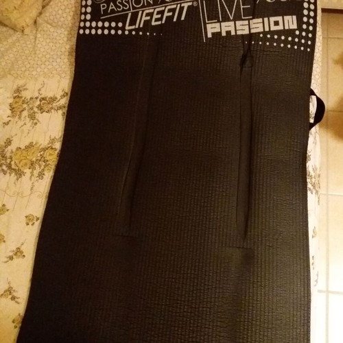 Life fit Yoga Mat 180x58x1.5 cm like new, NBR material