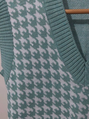 Knitted sleeveless top like new, size S (36/8)