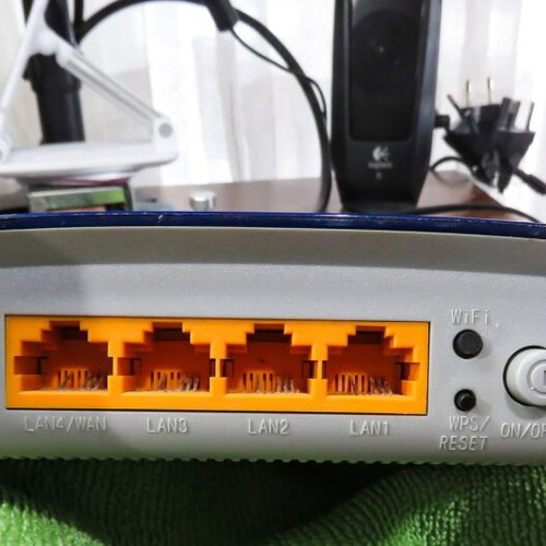 TP-Link TD-W8960N Wireless Modem Router 300Mbps used