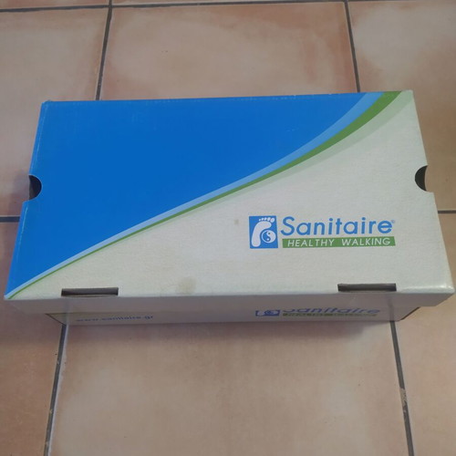 Sanitaire men's slippers size 41 like new, black and brown