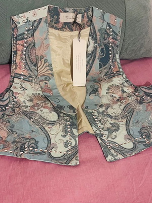 Vassia Kostara vest limited collection like new, size M/L