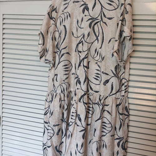 Gofre tunic dress H&M like new, white and beige, size M