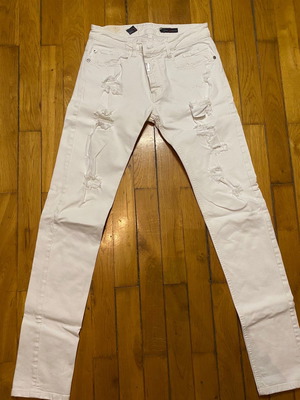 White jeans used in good condition