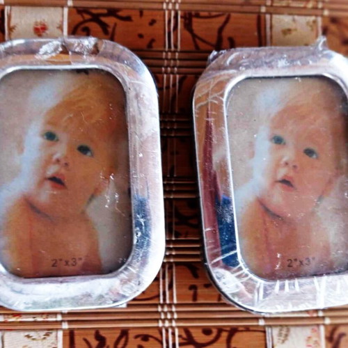 Set of 2 silver photo frames new