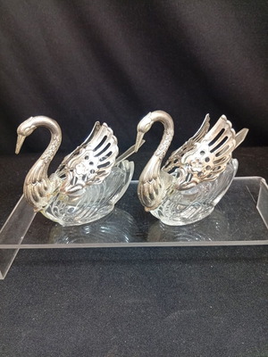 Vintage swan salt cellars with silver plating, excellent condition