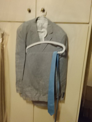Men's linen suit blue-gray with matching tie like new