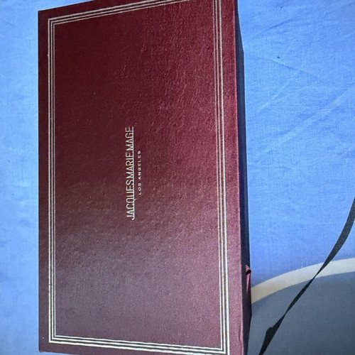 Jacques Marie Mage box like new, authentic