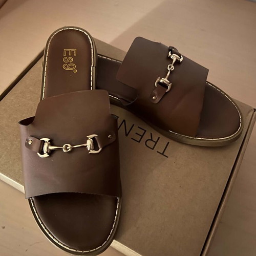 Es9 Women's Flat Sandals Slides Brown Like New Size 39