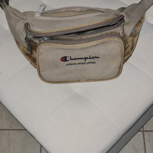 Champion waist bag used, beige with 3 zippered compartments