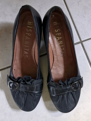Hispanitas leather pumps like new, size 38, black