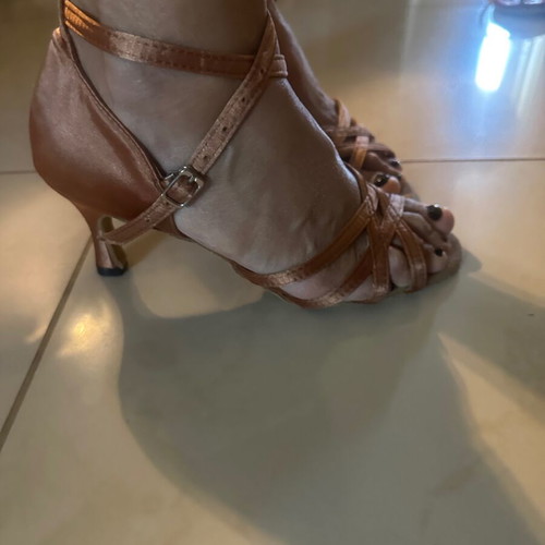 Loops of Dance women's Latin shoes dark tan satin heel 7cm size 37