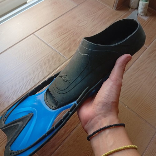 Children's swimming fins like new, size 35-36, blue