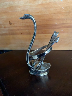 Vintage swan serving set like new