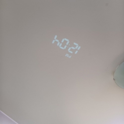 LED Clock with Projector and Dual Alarm USB Port like new