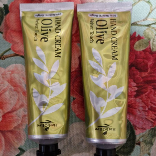 Hand creams new, set of 2