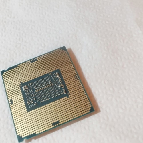 Intel Core i5 8600K used, light usage