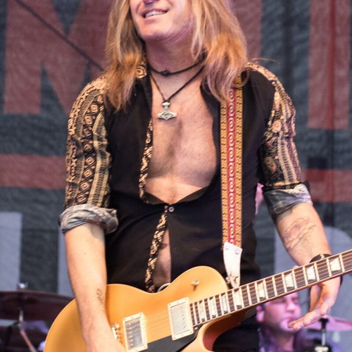 Doug Aldrich Signed Guitar Pick like new, authentic rock memorabilia