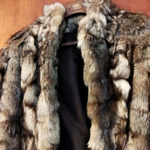 Ivon women's fur used, almost unworn authentic