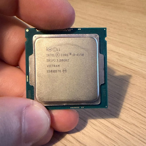 Intel Core i3-4150 CPU 3.50GHz for socket 1150 like new
