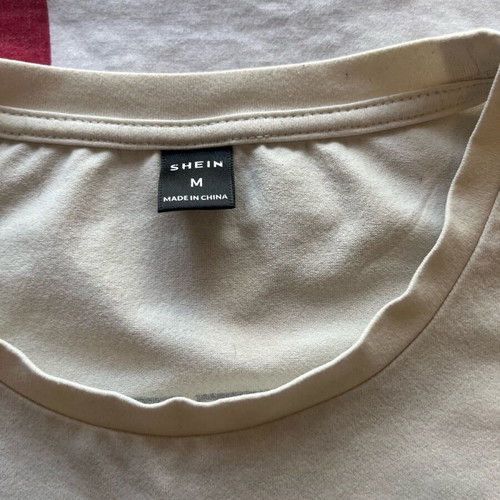 Shein T-shirt size M like new, white with back design