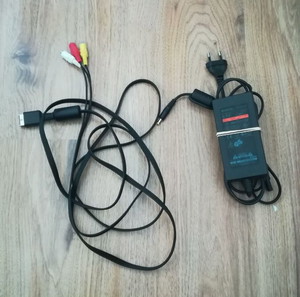 Playstation 2 (ps2 slim) πακέτο καλώδια ρεύματος και εικόνας. 20 €