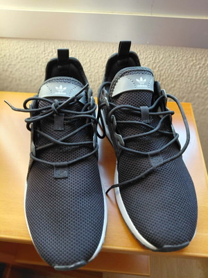 Adidas women's athletic shoes size 38 used