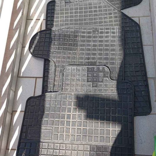 Car mats used, plastic, set of 4 for Toyota Yaris