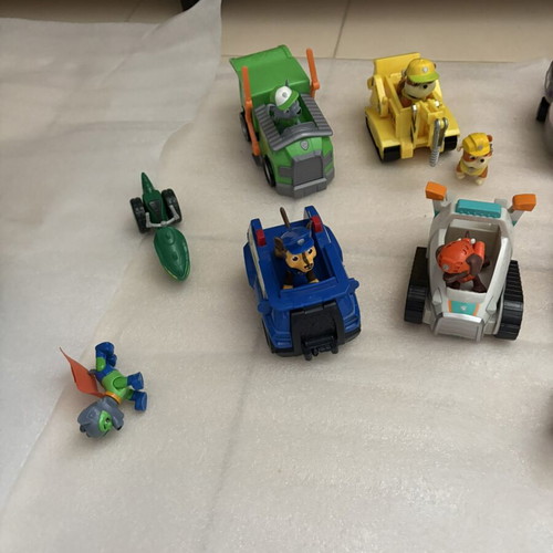 Paw Patrol large set: airplane with all cars and figures