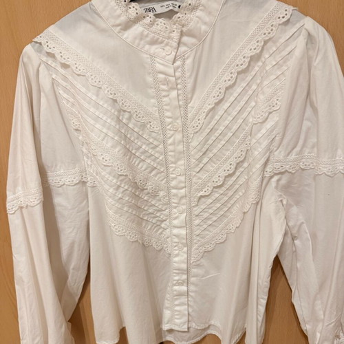 Zara white shirt like new, size L