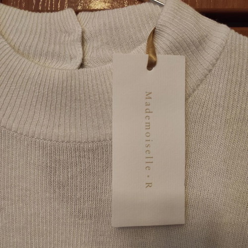 Ecru knitted sweater new, size M