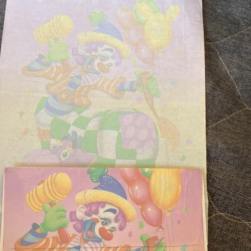 Letter sheets and envelopes set like new, 3 sheets and 2 envelopes
