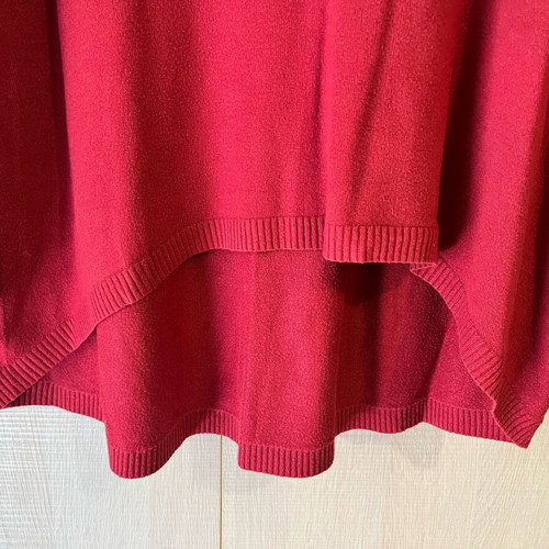 Women's long-sleeve red blouse used, asymmetrical
