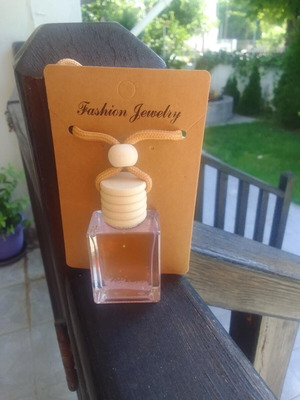 Car fragrance 10 ml with gardenia scent, new