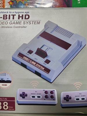 Retro console with 2 wireless controllers and 88 8bit games new