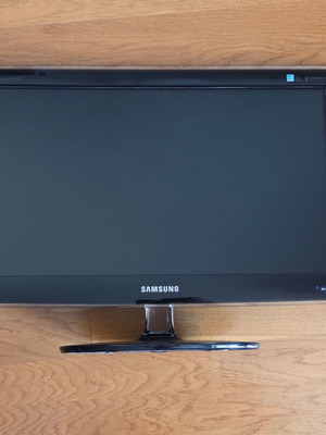 Samsung SyncMaster P2270 22" monitor used, PC display