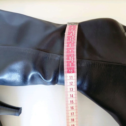 Wonders leather black boots new, size 40