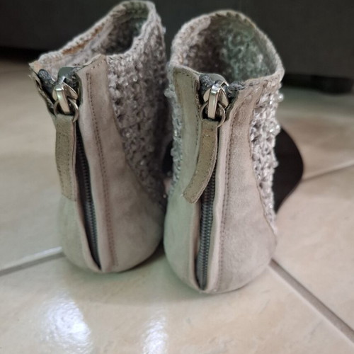 Leather woven sandals size 38 used, gray and silver