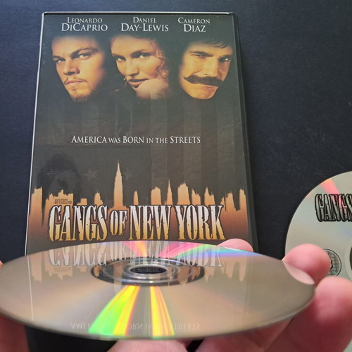 Gangs of New York Double DVD like new with English audio and subtitles