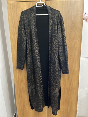 Ut Tropez long leopard kimono cardigan like new, black and brown