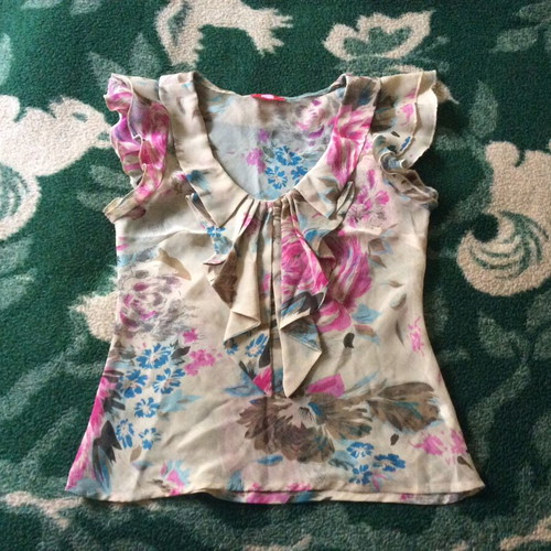 Women's short-sleeve blouse like new, size S/M 8