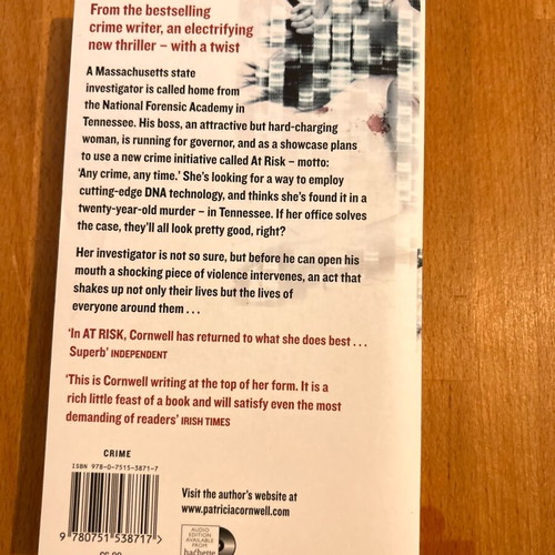 At Risk Patricia Cornwell like new