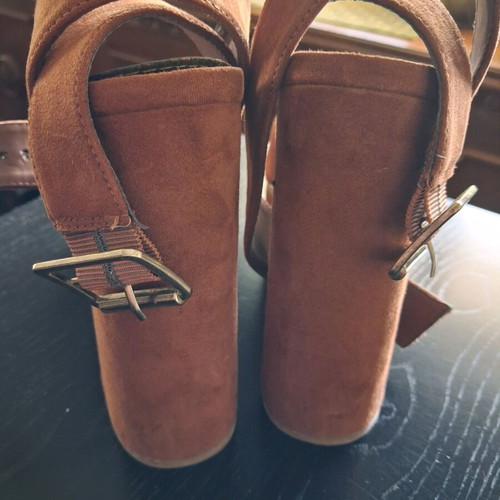 Tally Weijl suede platforms used, size 36, tan